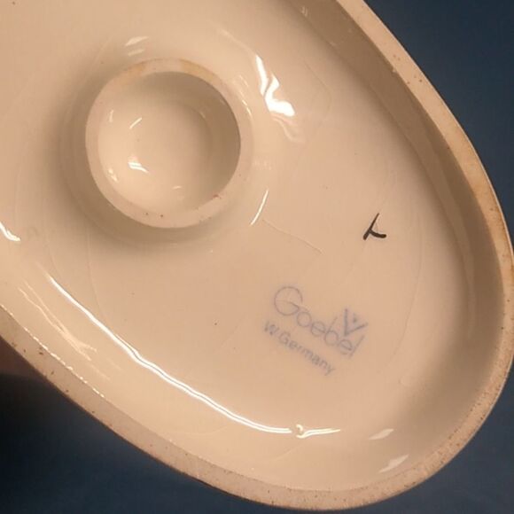 Vintage Goebel Hummel Figurine Boy and Dog Cottagecore Grandmacore - Picture 5 of 8